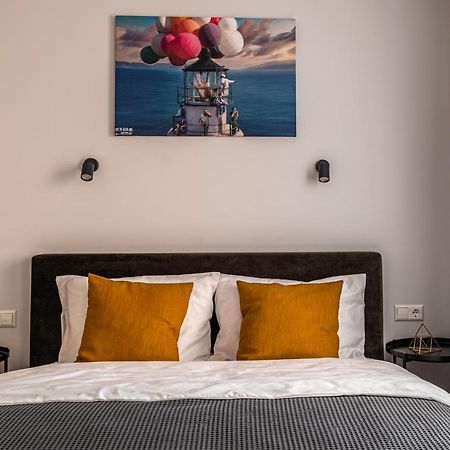 Lovely Apartment In The City Center Kaunas Exterior photo