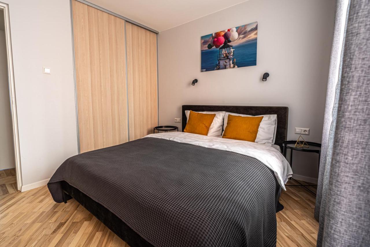 Lovely Apartment In The City Center Kaunas Exterior photo